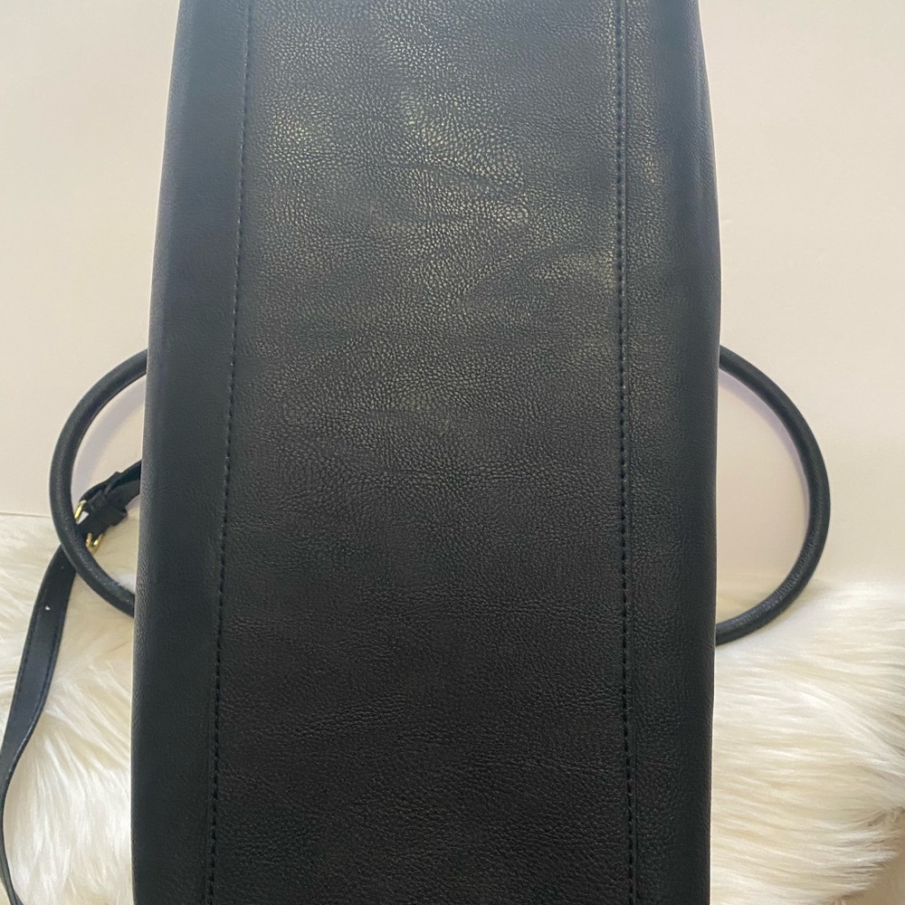 Betsy Johnson Mauve and black heart purse - Picture 9 of 9